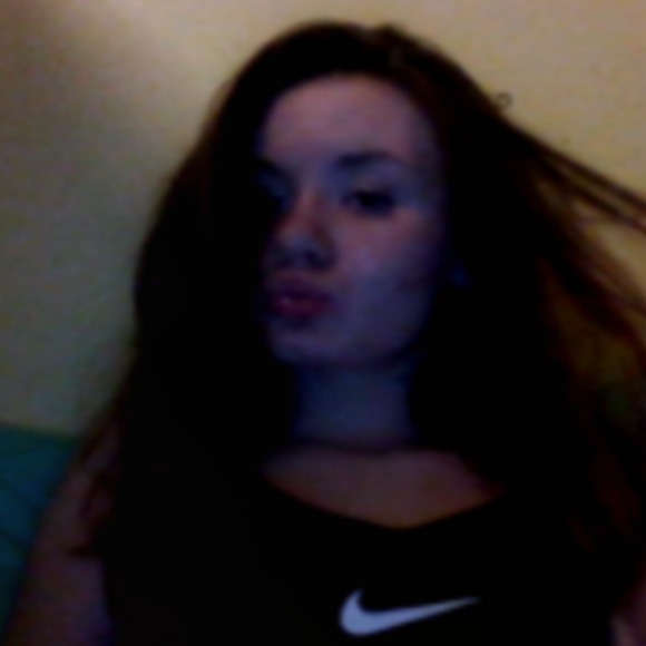 Meet your Posher, Gabs - Picture 1 of 1